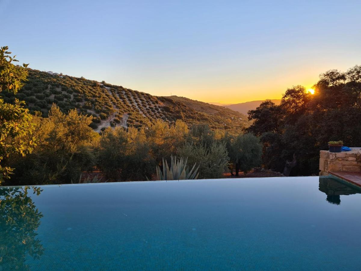Iznájar Cortijo La Haza Bed & Breakfast エクステリア 写真
